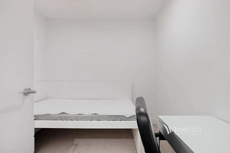 2 Bed, 1 Bath - Photo 4