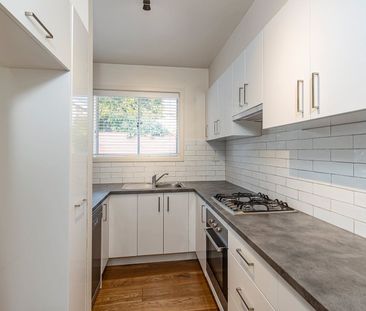 4/5 Normanby Avenue, Thornbury VIC 3071 - Photo 4