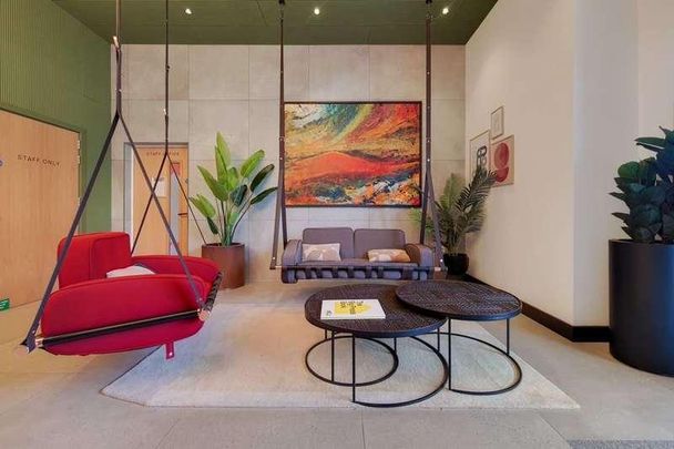 Uncle Southall, Merrick Road, London, Southall, UB2 - Photo 1