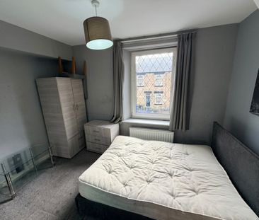 1 bed House Share - To Let - Photo 5
