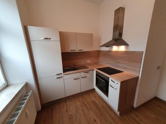 Altbauwohnung mit 2,5 Zimmern auf 55,21 m² - Photo 1