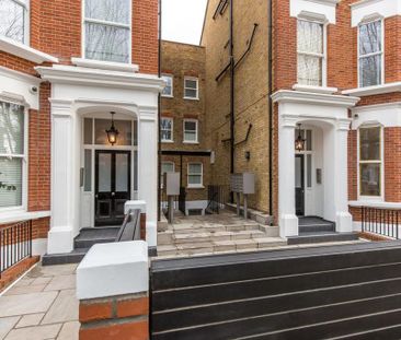 Ground floor flat to rent - Photo 1