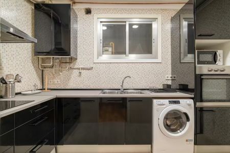 Passatge de Marimon, Barcelona, Catalonia 08021 - Photo 5