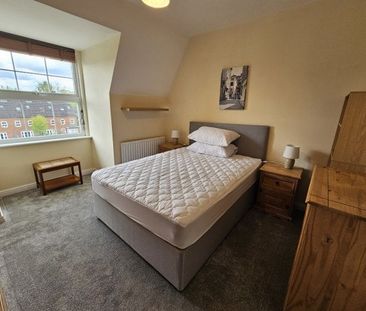 Holmes Court, Maidstone - Photo 3