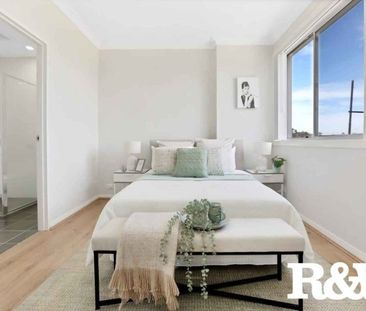 3 Bedroom Unit - Photo 3