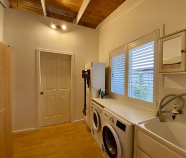 48A Iando Street, Coombabah - Photo 2
