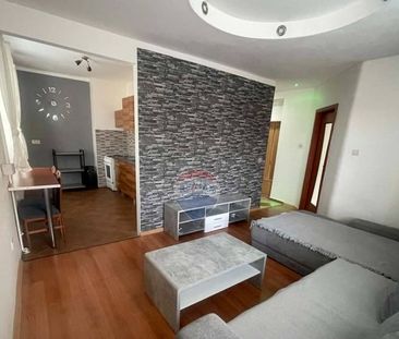 Priestranný 2 izbový byt na prenájom vo Valaskej - Photo 2