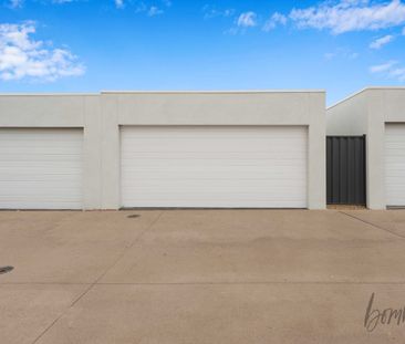 Brand New Home In Mickleham !!!! - Photo 6