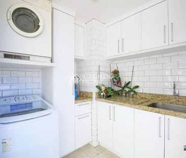 Casa com 3 quartos e 200m² para alugar em Moinhos de Vento, Canoas. - Foto 2
