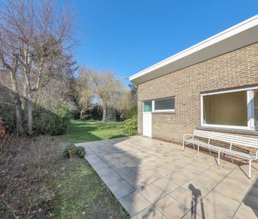 Eéngezinswoning met 2 slaapkamers en ruime tuin - Photo 1