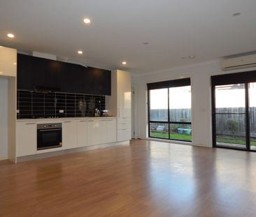 Low Maintenance Unit In Prime Reservoir Location! - Photo 2