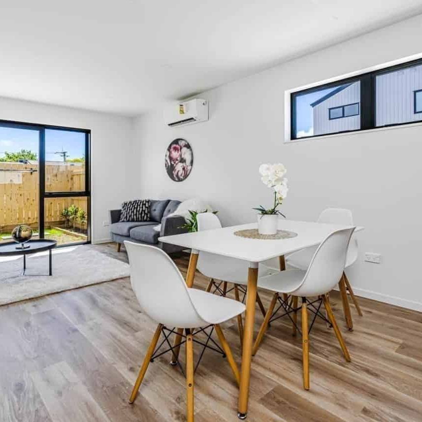 Modern Two-Bedroom Home in a Prime Location - Photo 1