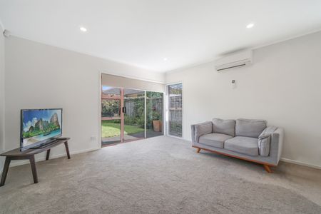 Light & spacious home - Photo 4