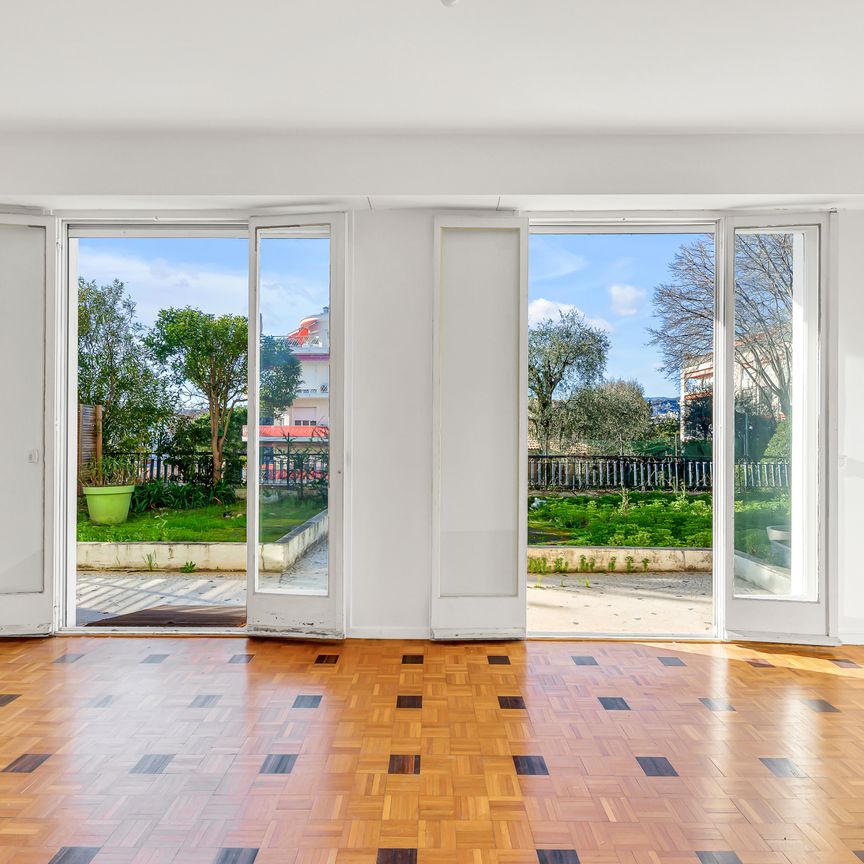 Location Appartement 4 pièces 122m² NICE 06000 - Photo 1