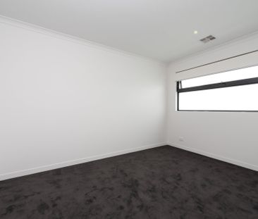 Stylish, Spacious & Perfectly Positioned – Your Ideal Family Home A... - Photo 2