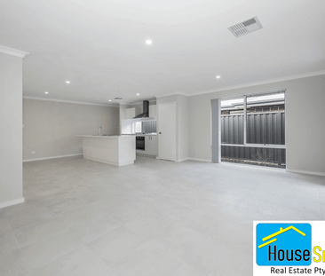 Stunning SPACIOUS Home - Photo 1