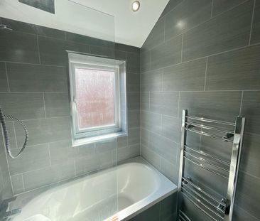 3 bedroom flat to rent - Photo 1