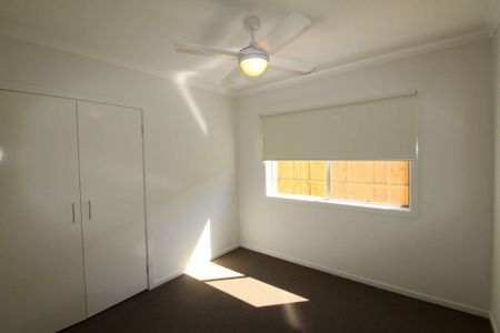 Located in the highly sought after Mount Duneed Estate! - Photo 4