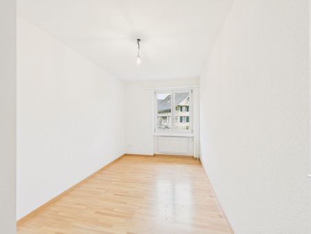 Charmante 3.5 Zimmer Wohnung mit sonnigen Wintergarten - Photo 5