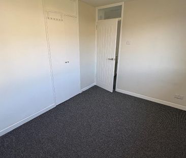 73 Ransevyn Park, Whitehead, Carrickfergus, BT38 9LZ - Photo 4