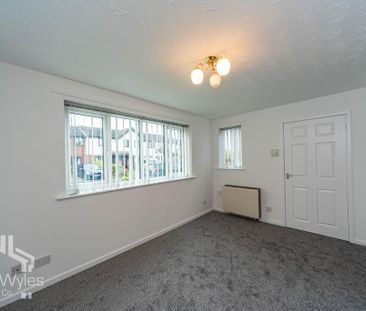 1 bedroom mews to rent - Photo 4