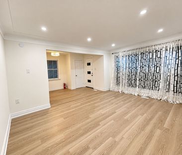 For Lease - 9 Grenadier Drive, Hamilton, Ontario - Photo 6