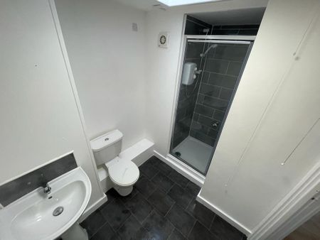 1 bedroom flat to rent - Photo 5