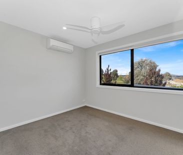 24/18 Shugg Street, Taylor ACT 2913 - Townhouse For Rent | Domain - Photo 4