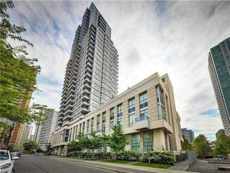 500 Condos and Lofts , #2012 - Photo 3