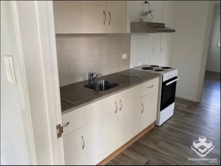 2 Bed Unit in Great Location - Photo 4