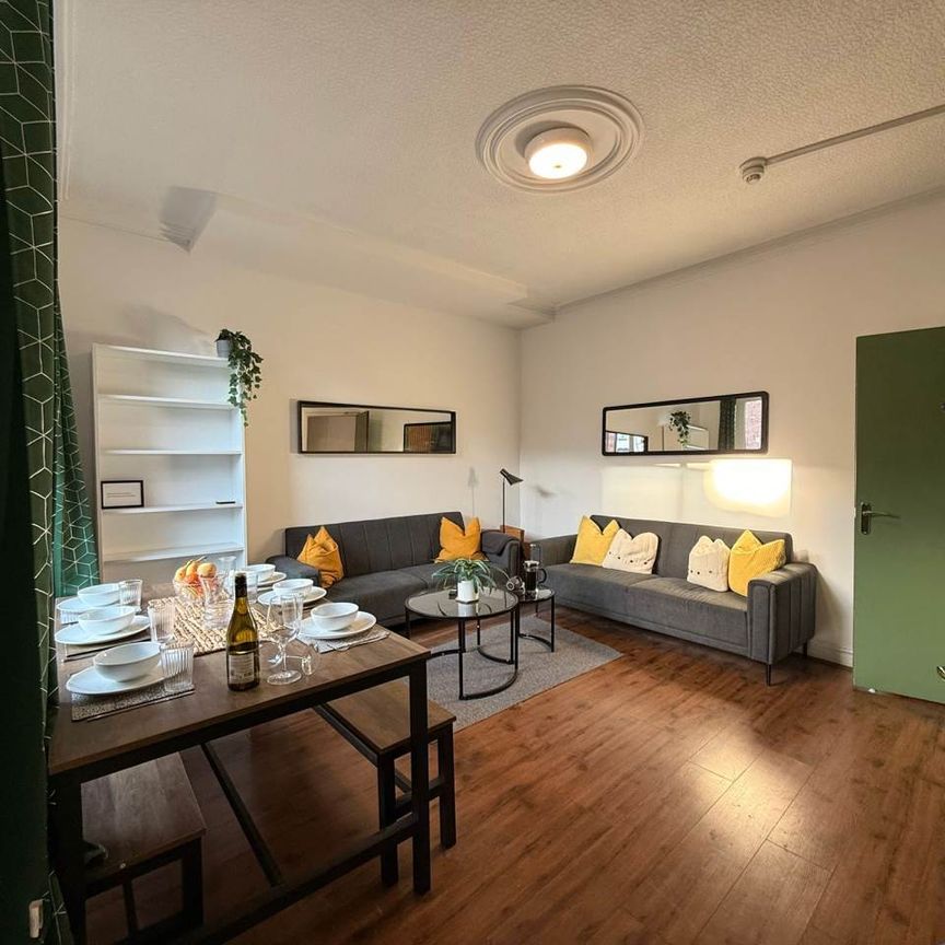 Aberdeen Walk (Room 3), Armley, Leeds - Photo 1