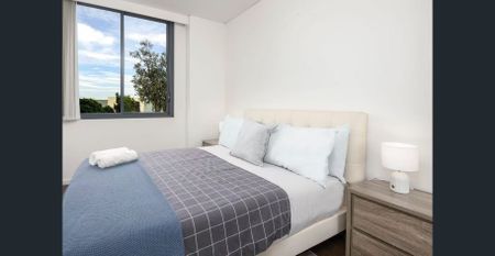 Fully furnished Three to four bedroom luxury apartment - Photo 5