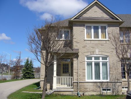 For Lease - 57 Madison Heights Boulevard, Markham, Ontario - Photo 3