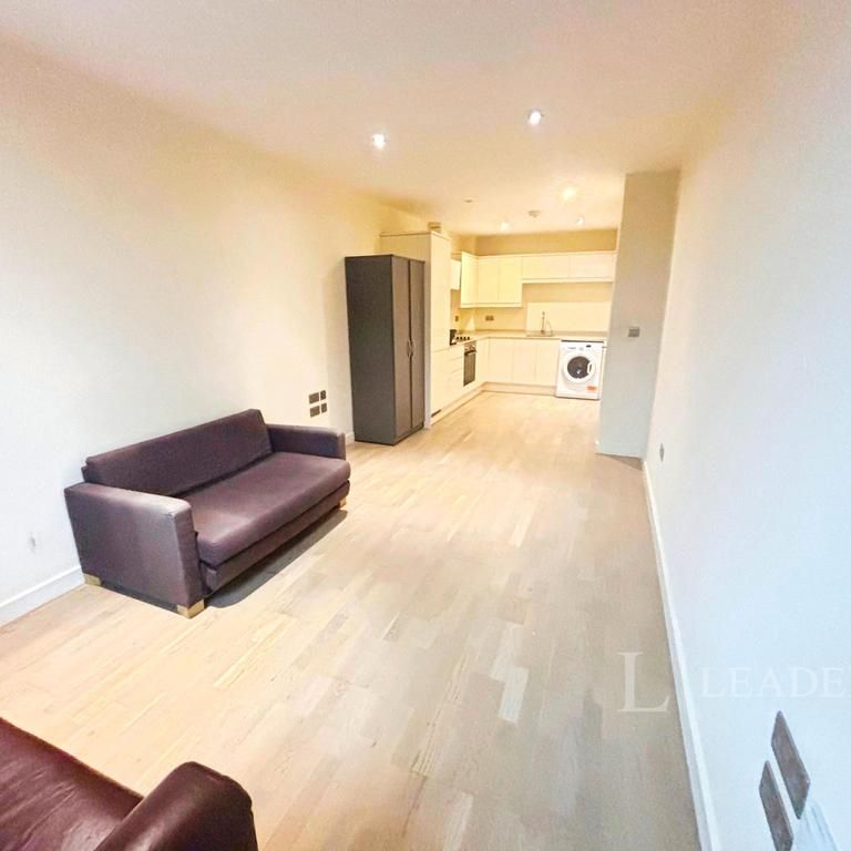 1 bedroom apartment to rent - Photo 1