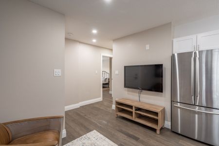 For Lease - 30 Compass Trail Unit# Upper, Central Elgin, Ontario - Photo 3