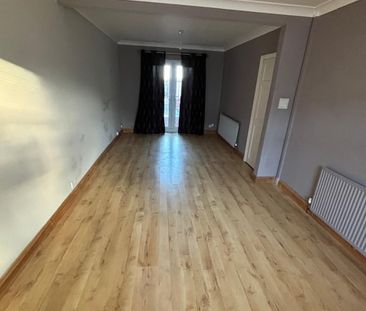 3 Bed Terraced House, Grangemouth Road, CV6 - Photo 2