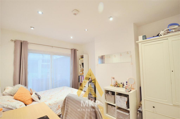 4 bedroom semi-detached house to rent - Photo 1