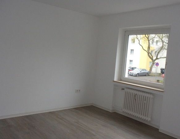 Bezugsfertige 2-Zimmer-Wohnung mit eigener Terrasse - Photo 1