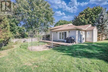 For Lease - 14 Strathroy Crescent, Markham, Ontario - Photo 4