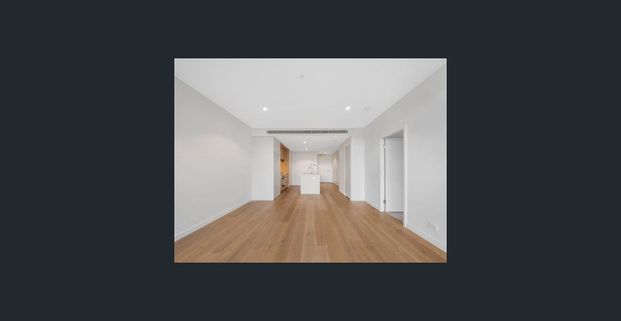 Modern and Spacious Two Bedroom Apartment with Bright Aspect - Photo 1