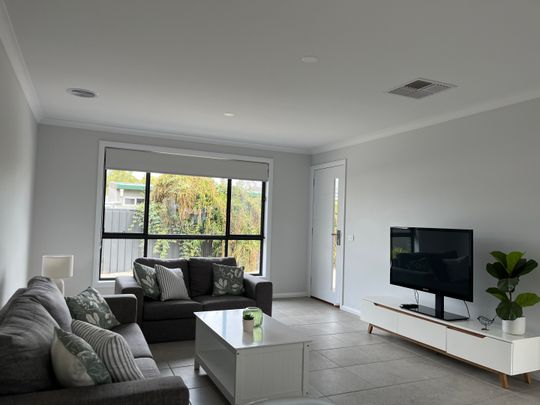 2/718 Keene Street, East Albury NSW 2640 - Apartment For Rent | Domain - Photo 1