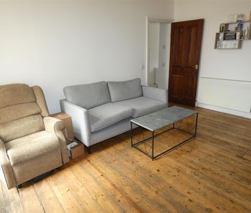 3 bed flat to rent in Fifth Avenue, Heaton, NE6 - Photo 6
