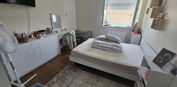 Location Appartement 2 pièces 38m² LE CREUSOT 71200 - Photo 2