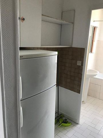 Location Appartement 1 pièce 16m² - Photo 2