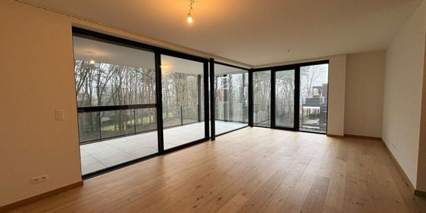 Appartement te huur in Genk voor € 1.050 met 2 slaapkamers - Photo 1