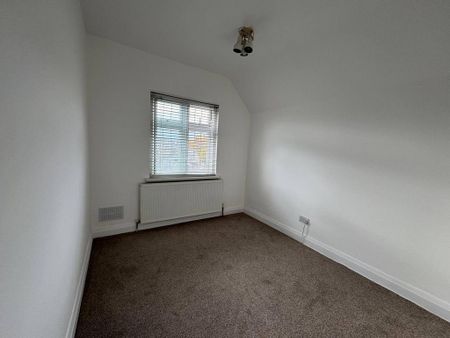 5 bedroom semi-detached house to rent - Photo 5