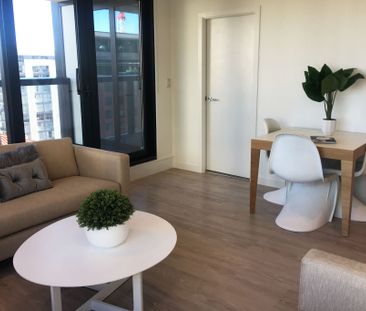 Spacious Two Bedroom Apartment in Victoria Residences! - Photo 2