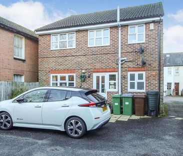 Trafalgar Road, Horsham, RH12 - Photo 2