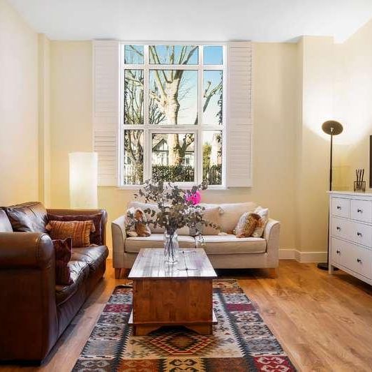 Bromyard Avenue, London, W3 - Photo 1