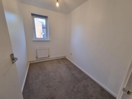 2 bedroom maisonette to rent - Photo 3